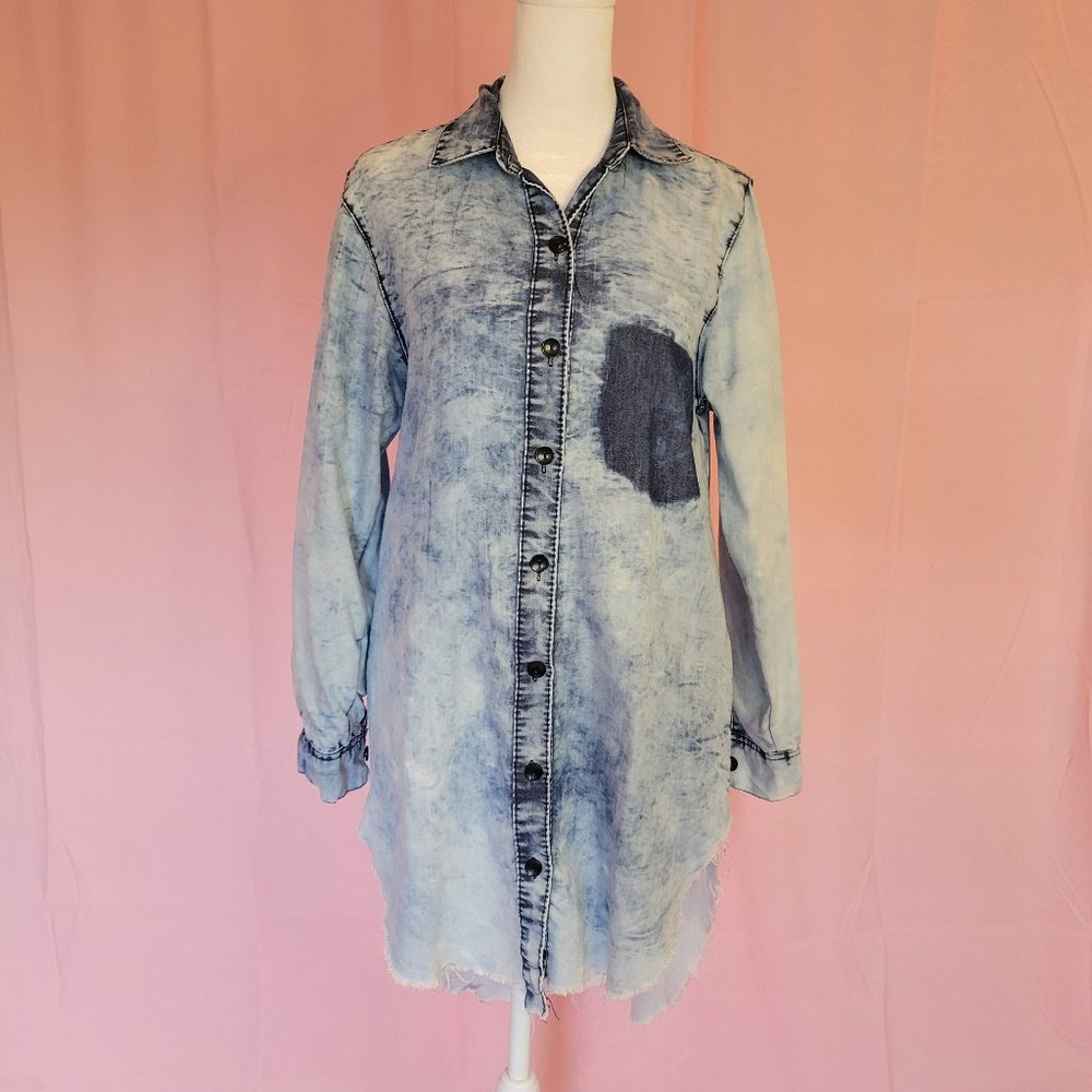 Thrill Button Up